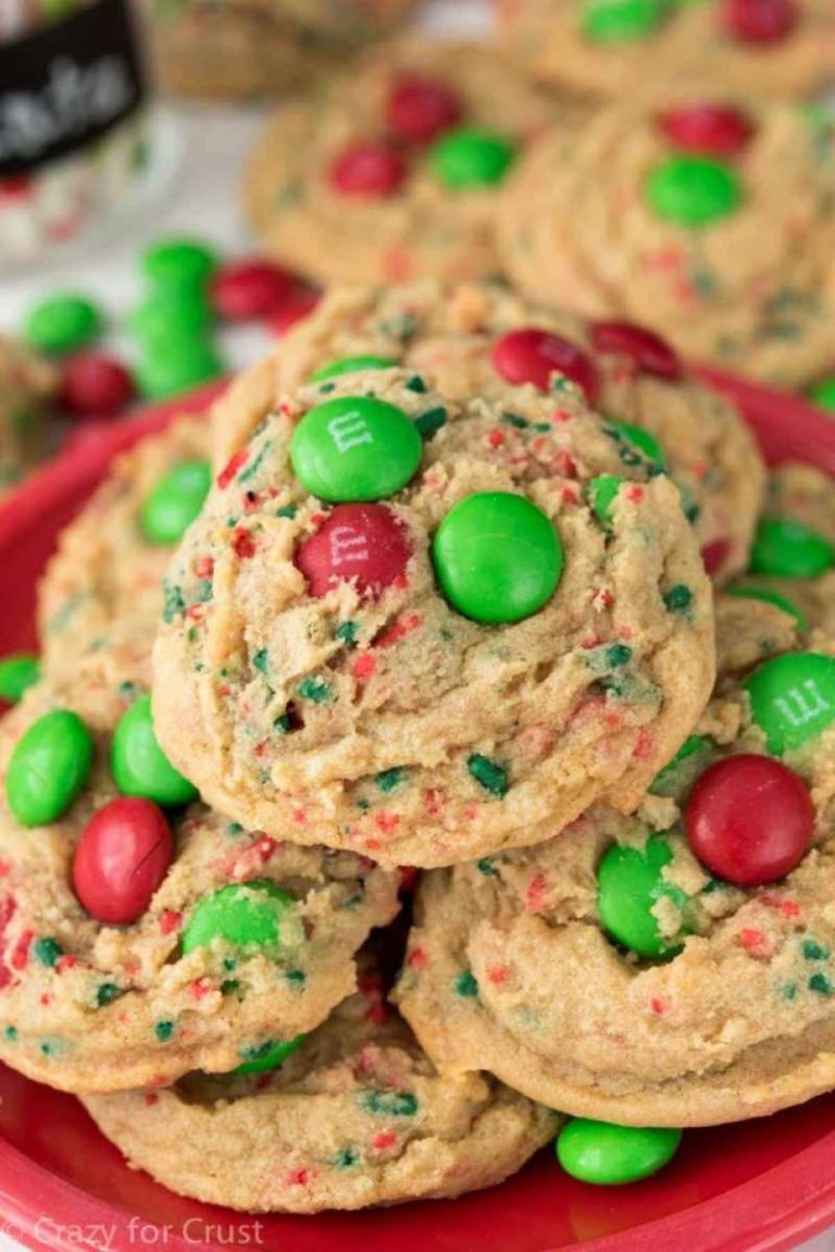 Easy Christmas cookies recipes with pictures you'd want to whip right now