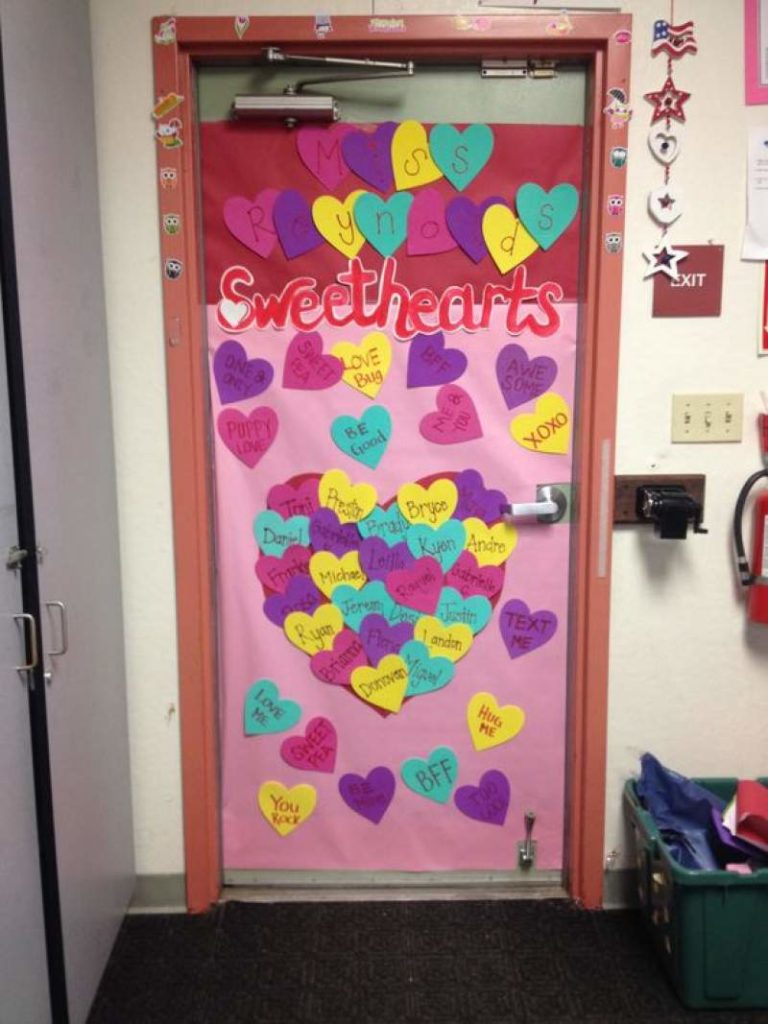 Valentine Door Decorations Ideas to spread the seasons greetings