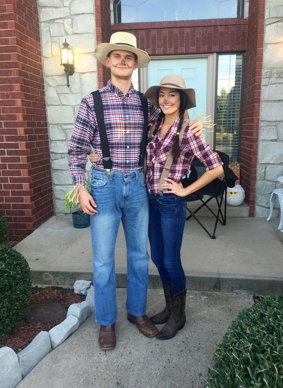 Couples Halloween Costumes