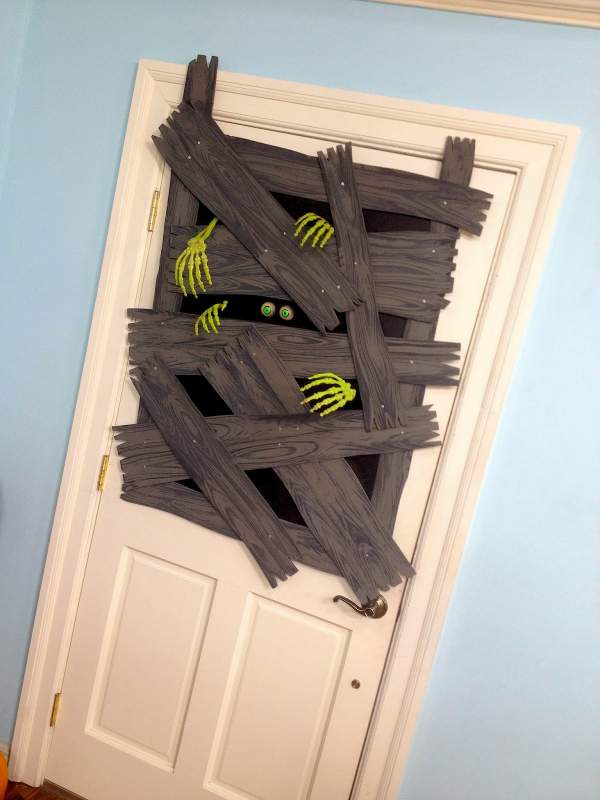 Halloween Door Decoration Ideas