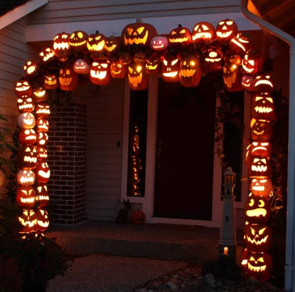 Halloween Door Decoration Ideas