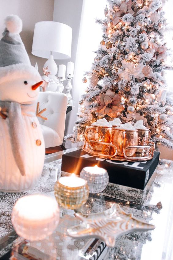 https://www.hikendip.com/wp-content/uploads/2019/11/Blush-Pink-Rose-Gold-and-White-Christmas-Tree-By-Blondie-in-the-City.jpg