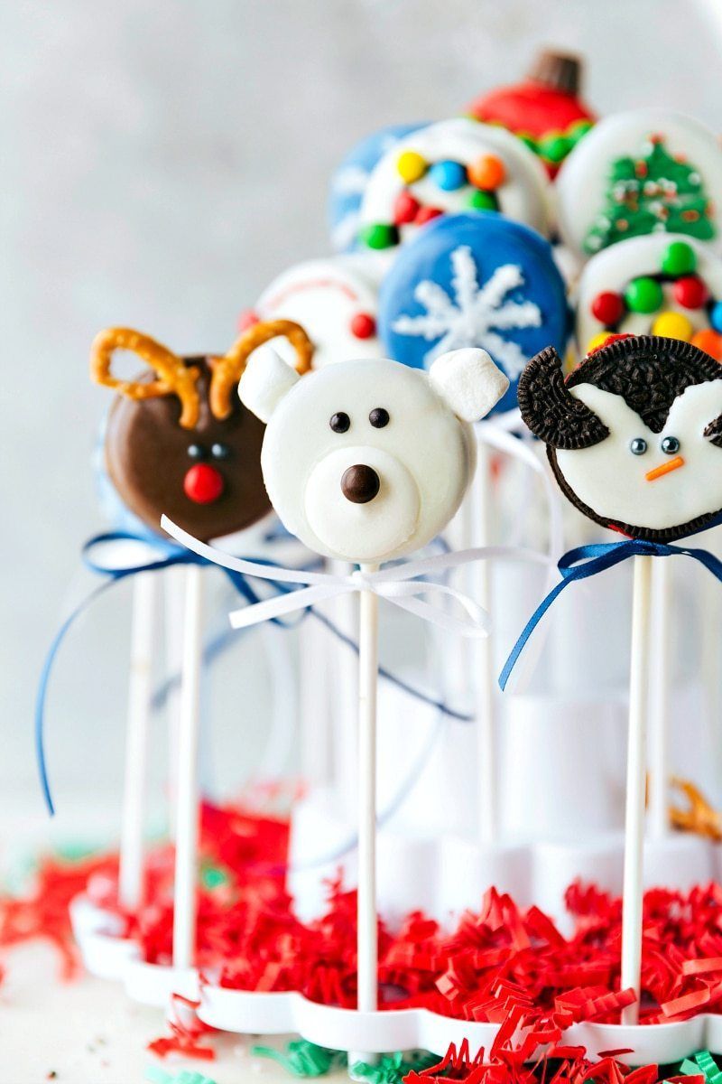 15 Christmas Cake Pops Recipes You'll Have So Much Fun Making - Hike n Dip