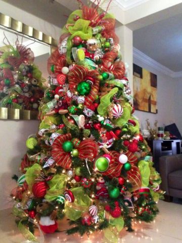 60 Red and Green Christmas Decorations Because Delightful Traditions ...