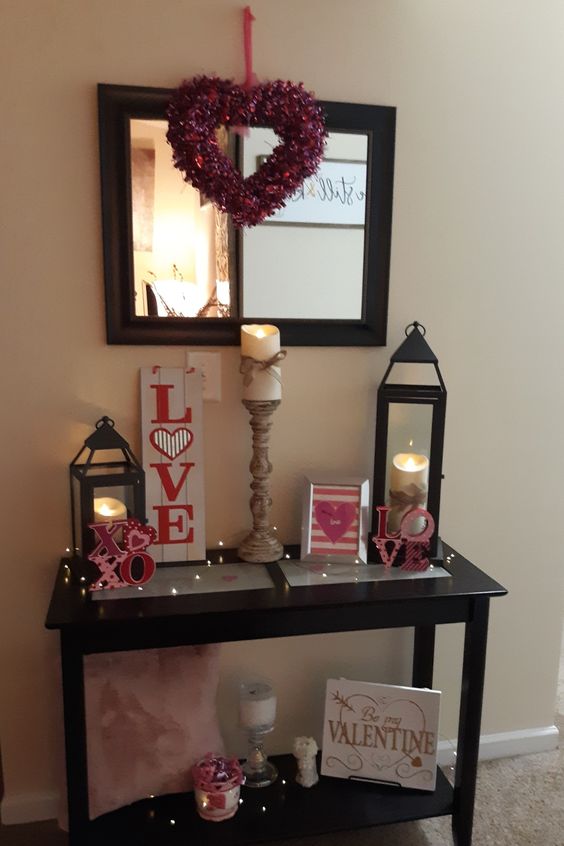 30 Romantic Valentine's Day Table Decor Ideas - Hike n Dip  Valentine  table decorations, Diy valentines decorations, Valentine centerpieces