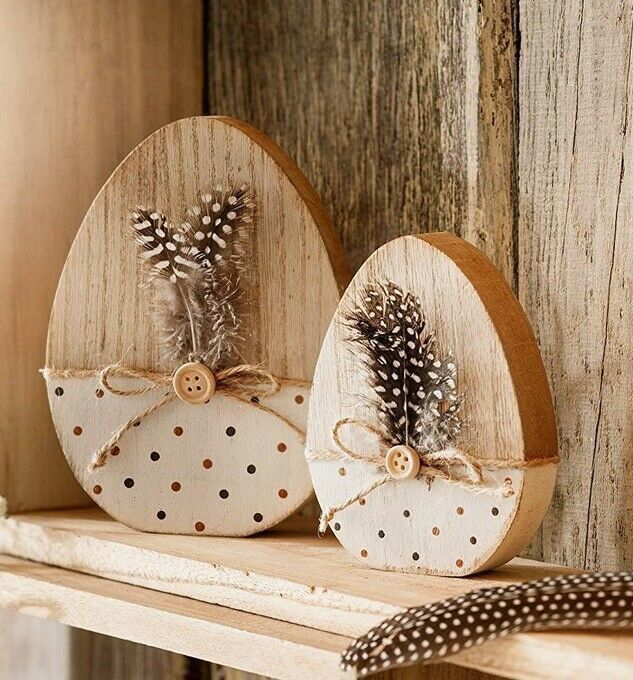 Rustic Feather Egg Décor